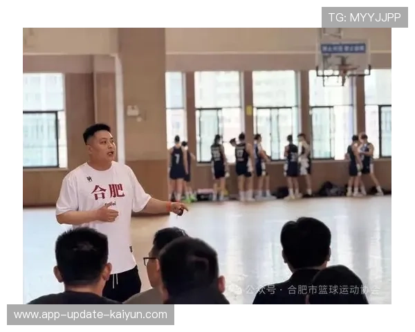 篮球联赛加强青训教练员的国际交流与教学研究支持，篮球青少年教练员的执教要点有哪些